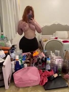candyrobbs Onlyfans Leaked – Show Boobs In Mirror